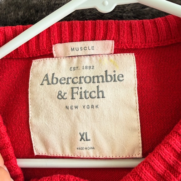 Vintage Abercrombie & Fitch Bold Red V-Neck Sweater - Picture 2 of 4